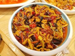 最爱鱼香肉丝-小镇大厨新概念复合中餐厅(万达广场大连高新店)