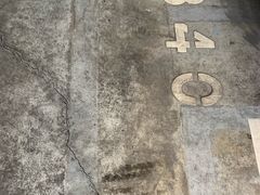 -大宁国际商业广场-地下停车库