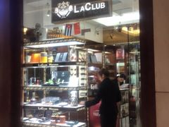 -LaClub雪茄店(上海浦东香格里拉店)