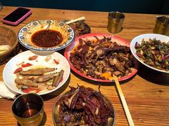 -柴窝堡22号辣子鸡·传承新疆菜