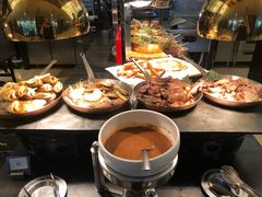 -圣丰索菲特·2 On 988 Café 自助餐厅