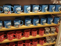 -名创优品(北京新中关购物中心地铁层店)