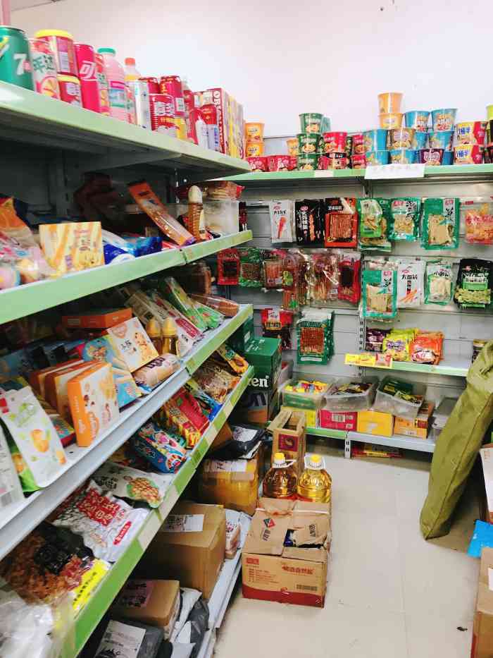 速购便利店-"速购便利店位置在万达广场3号门出口左侧这.