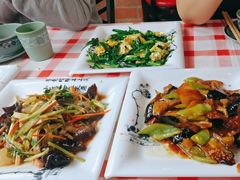 -羊家胡同·龙虾烧烤火锅(龙汇路店)