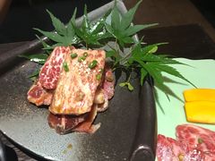 -山川小町·极番烧肉(新地假日广场店)