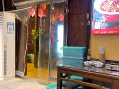 -富正毅三下锅·湘西韵味(天门山索道店)