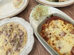 -玛格萝妮比萨屋(四平店)