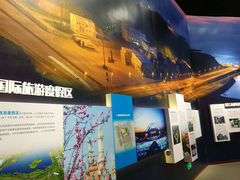 -上海浦东展览馆