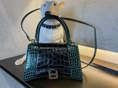 -BALENCIAGA(恒隆广场店)