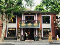 门面-古董花园(思南路42弄小区店)