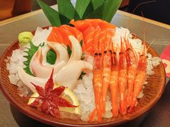 -牛YO寿喜烧·铁板烧和牛火锅自助(市府恒隆店)