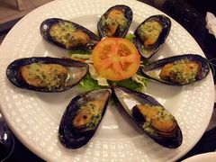 -J Daeng Seafood