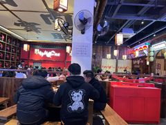 大堂-先启半步颠小酒馆(白麓里店)