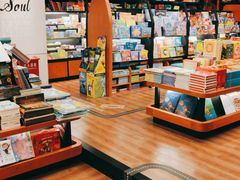 -西西弗书店&矢量咖啡(凯德晶萃广场店)