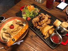 -I HOLIC艾豪丽披萨(KKone店)