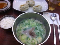 神仙雪浓汤-神仙雪浓汤(明洞店)