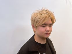 -PE SALON