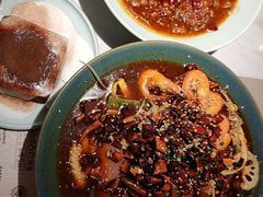 -荷花亭·湖北融合菜(中商广场店)