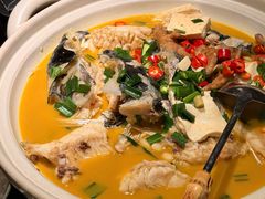 招牌土烧千岛湖鱼头-桐湾大院·桐庐菜(滨江店)