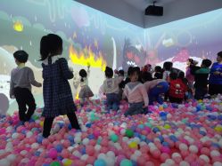 -小鸡哆哆故事屋·儿童乐园(嘉里城店)