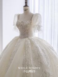 -予白婚纱礼服馆
