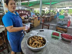 -四川小胡子海鲜(丁村万人海鲜广场店)