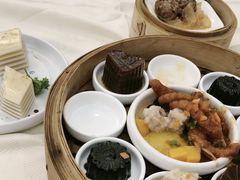 -万山楼海鲜酒家·二十三年老字号