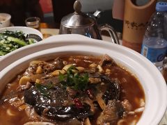 -钵家大院·地道湖北菜(江夏·大花岭店)