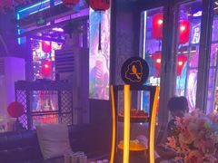 -喜鹊音乐酒馆(西街店)
