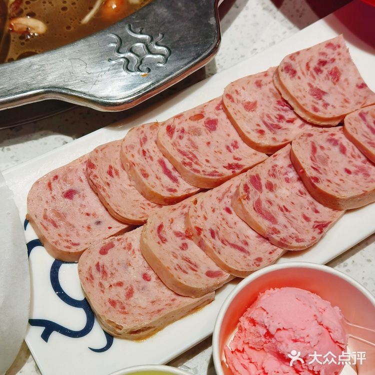 大龙燚搞事情啦~在天台帐篷吃火锅你试过了吗