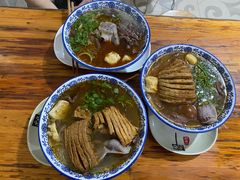 -叶新小吃店(来凤小区总店)