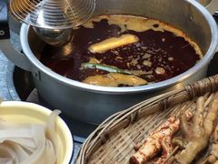 -拈签一笑黄牛肉辣卤串串