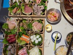 -潮火锅·麻辣牛肉火锅(观音桥方圆·LIVE店)