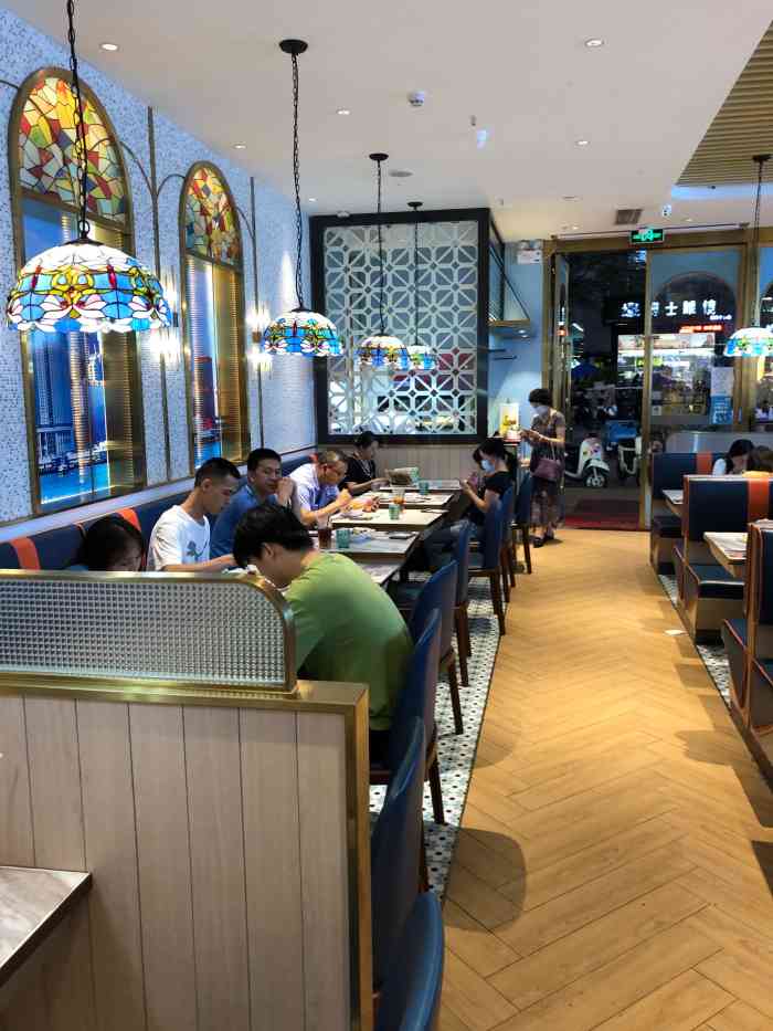 新宝餐厅(百佳华店)-"hey~菠萝油好久不见来了港式茶餐厅还..."-大众