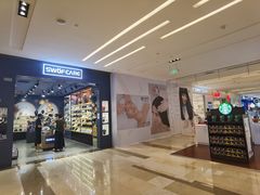 -泡泡玛特POPMART(蓝色港湾店)