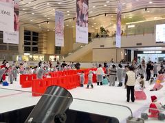 -冰纷万象滑冰场(沈阳万象城店)