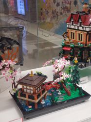 -乐高品牌旗舰店(人民广场店)