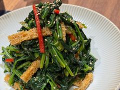 菠菜拌面筋-贯贯吉·清真餐厅(浙江中路店)