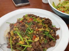 -湖南人家湘菜馆(镇江路店)