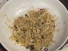 葱油拌笋衣-小大董·烤鸭(王府井apm店)