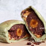 让面包也拥有了春天红豆蛋黄肉松陷谁能不爱！