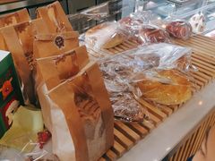 -焙丽拾光(麦凯乐直营店)