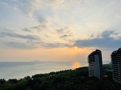 -三亚湾海居铂尔曼度假酒店