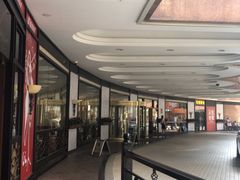 -深圳富苑皇冠假日套房酒店
