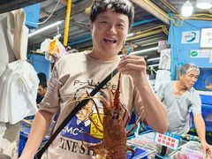 -拉威海鲜市场