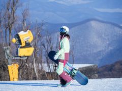 -中旅松花湖滑雪场