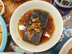 -呷佬·长沙手工米粉(金沙江路店)