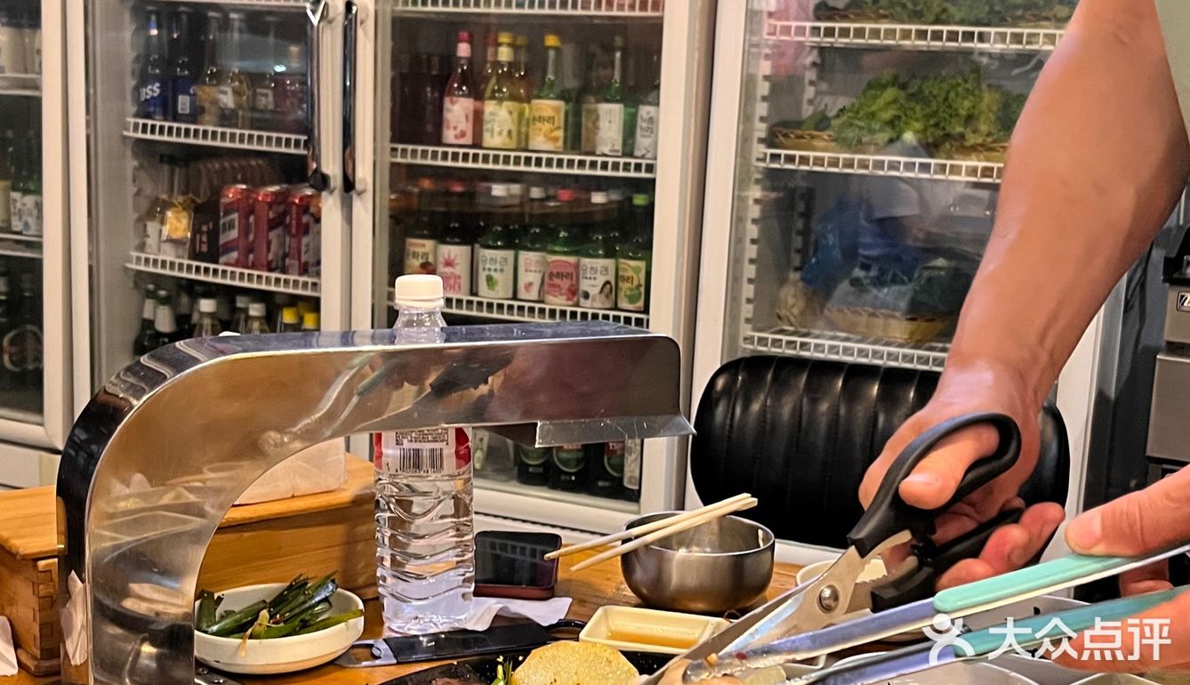 在青岛吃到韩剧同款烤牛肠 巨巨巨好吃！！！