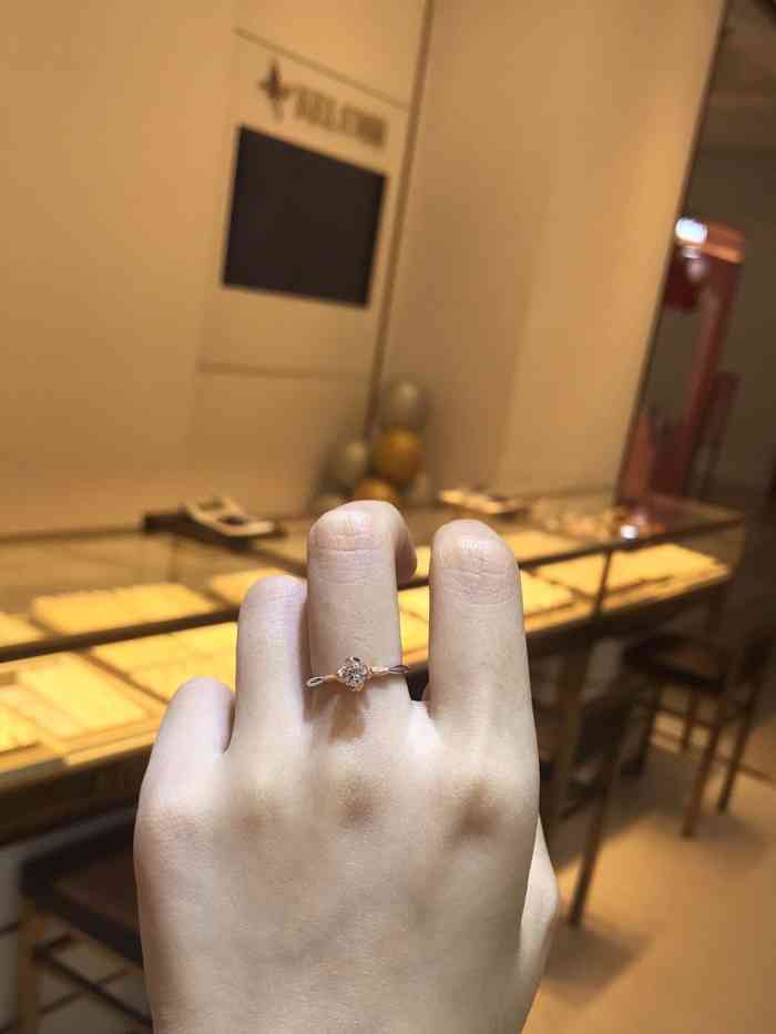 珂兰钻石(龙首印象城店)-"在李家村万达写字楼里面,现在好多店都在写.