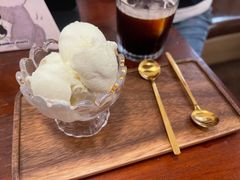 -Double cafe